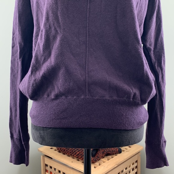 Pretty Purple GAP Top - Picture 3 of 5